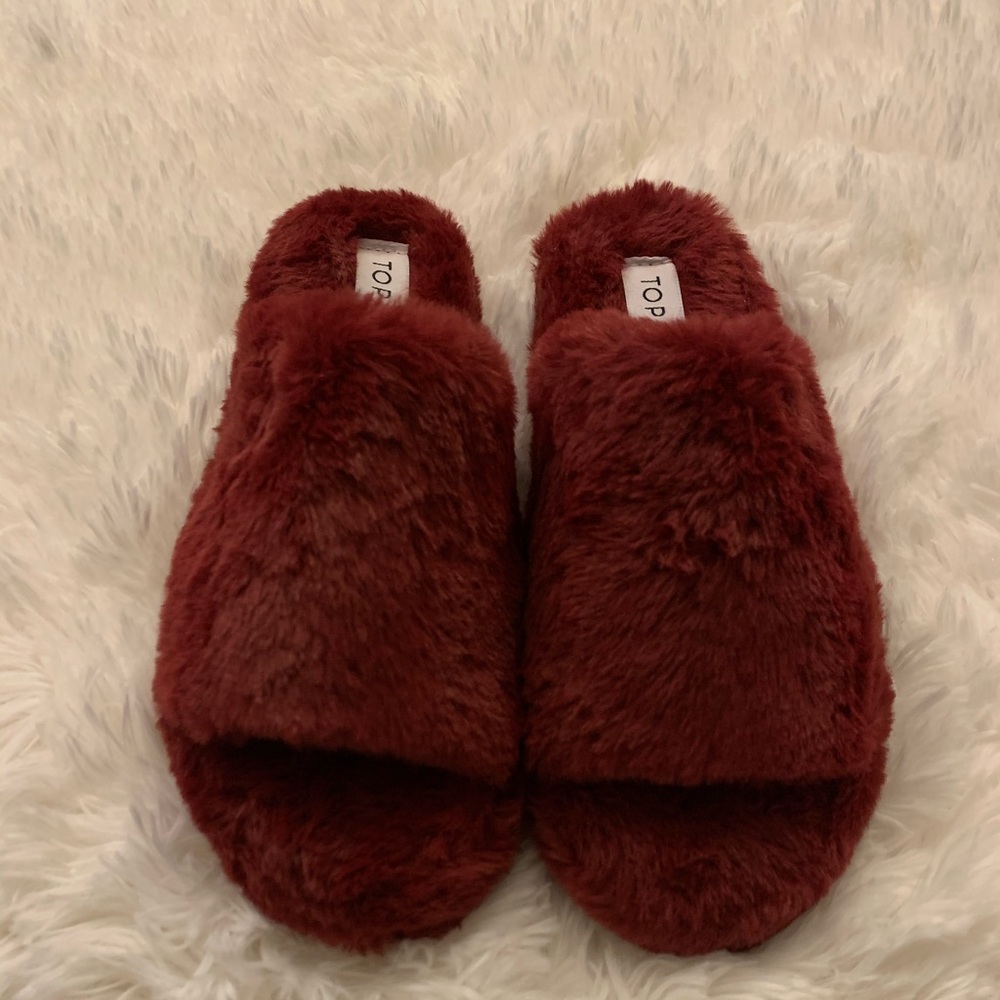 Slippers - Picture 2 of 2